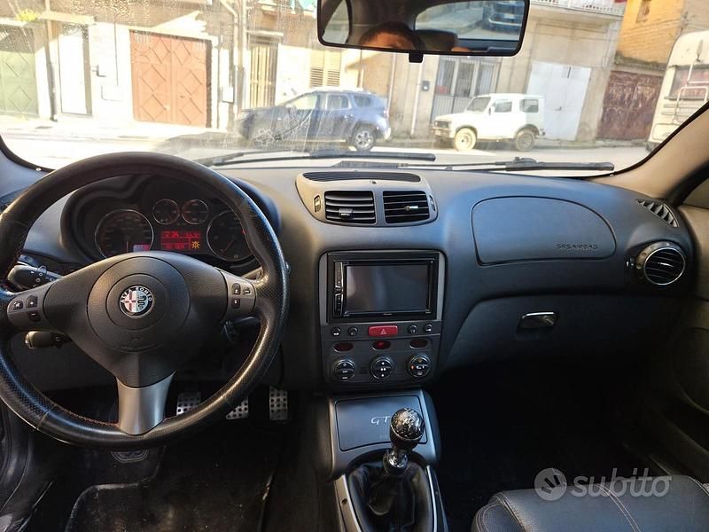 Occasion Alfa Romeo GT 150 PK (110 kW) 2007 Coupé