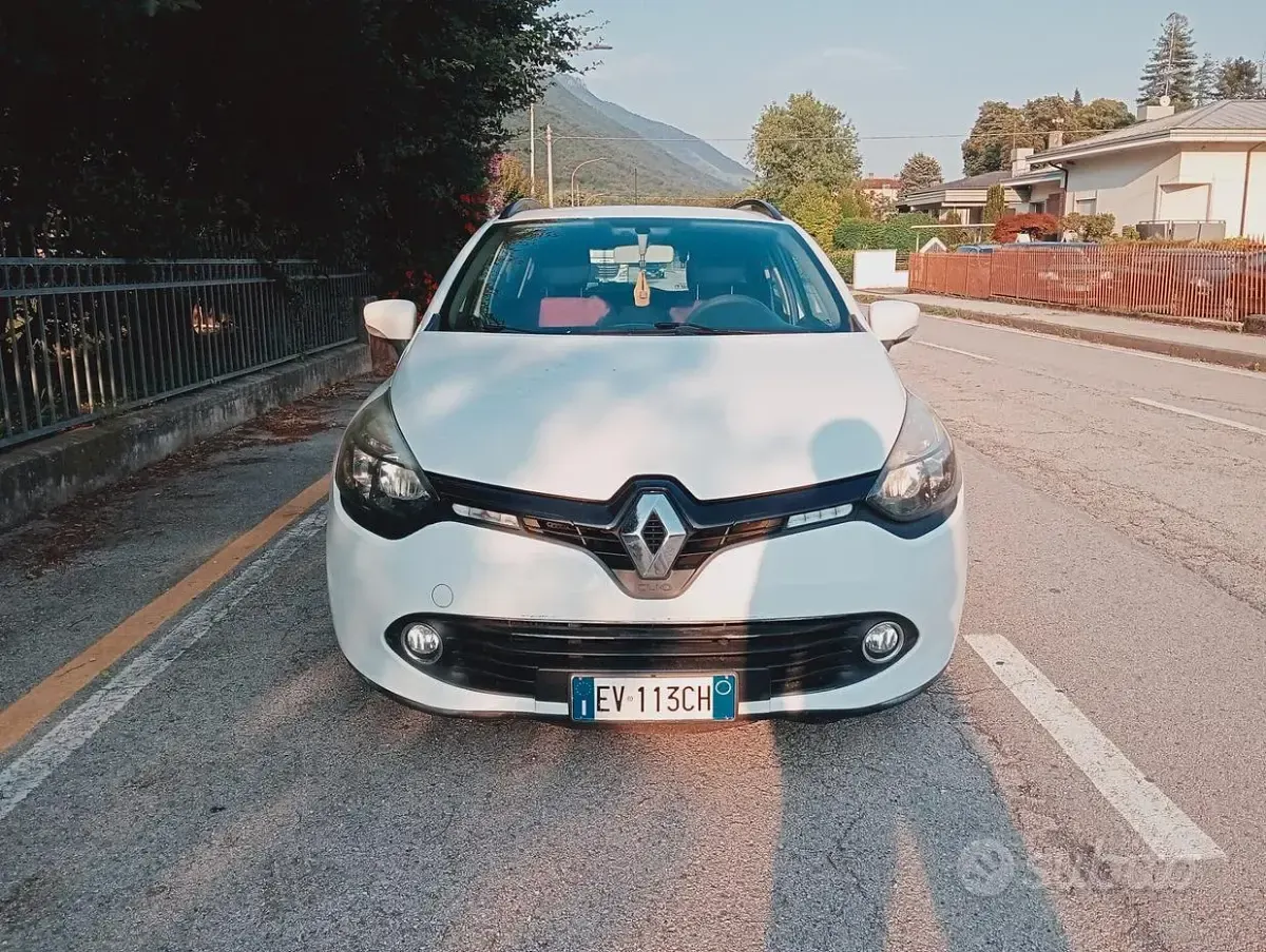 Usata Renault Clio 75 CV (55 kW) 2014 Bianco Station wagon