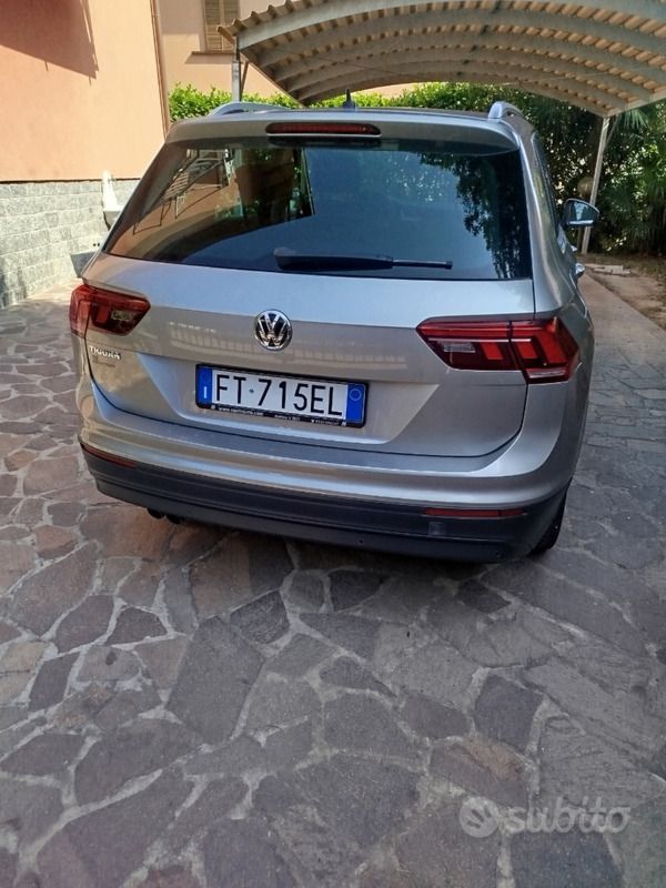 Usata VW Tiguan Business 116 CV (85 kW) 2018 Grigio SUV