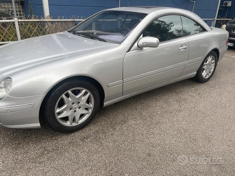 Käytetty Mercedes CL500 320 HP (235 kW) 2002 Harmaa Coupe - kaksiovinen