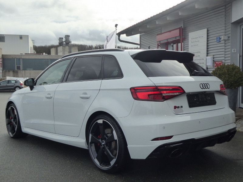 Usato 2019 Audi Rs3 Sportback 2 5 Benzin 400 Cv 55 690