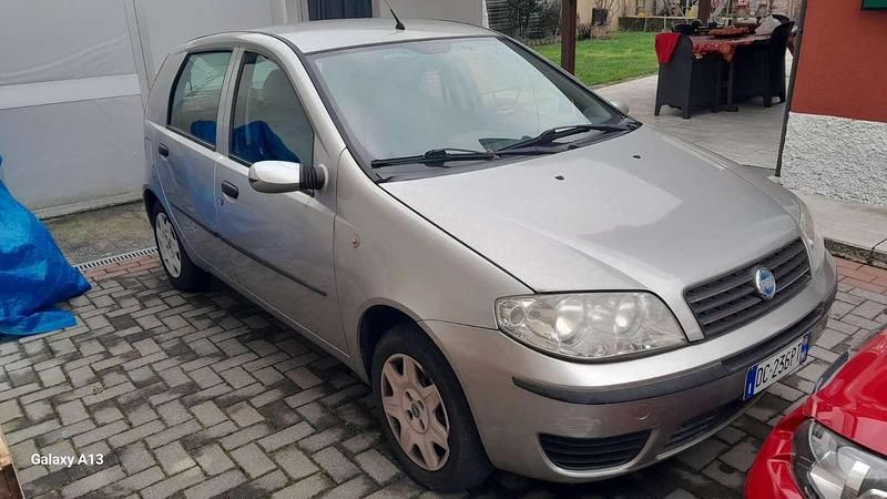 Usata Fiat Punto 60 CV (44 kW) 2006 Berlina