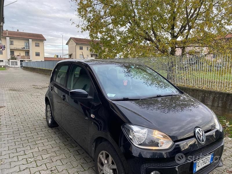 Usata VW up! 2015 Nero Utilitaria
