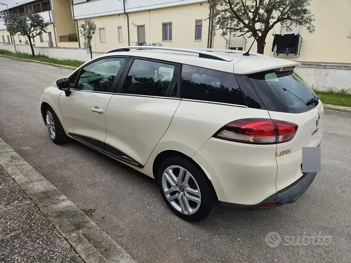 Usata Renault Clio 90 CV (66 kW) 2017 Station wagon