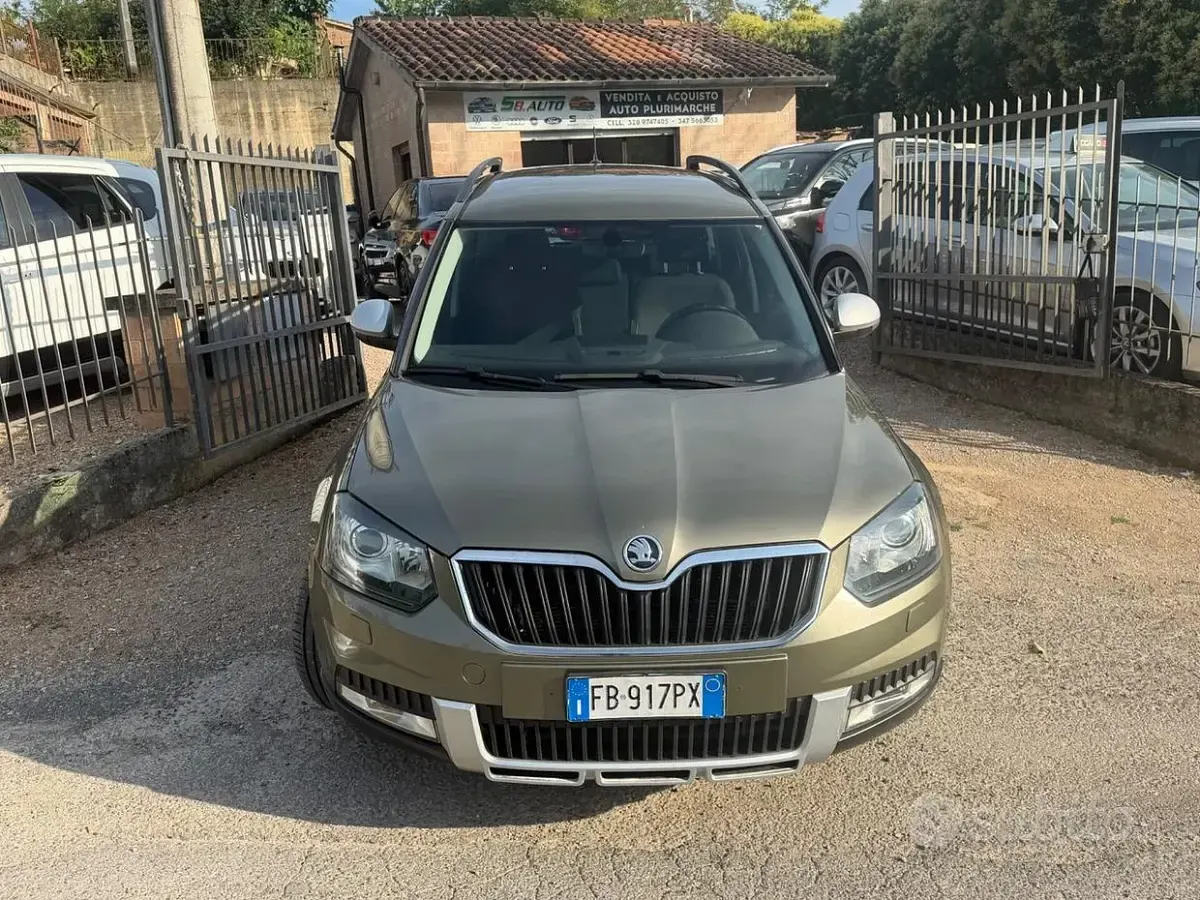 Usata Skoda Yeti Outdoor Style 150 CV (110 kW) 2016 Verde SUV