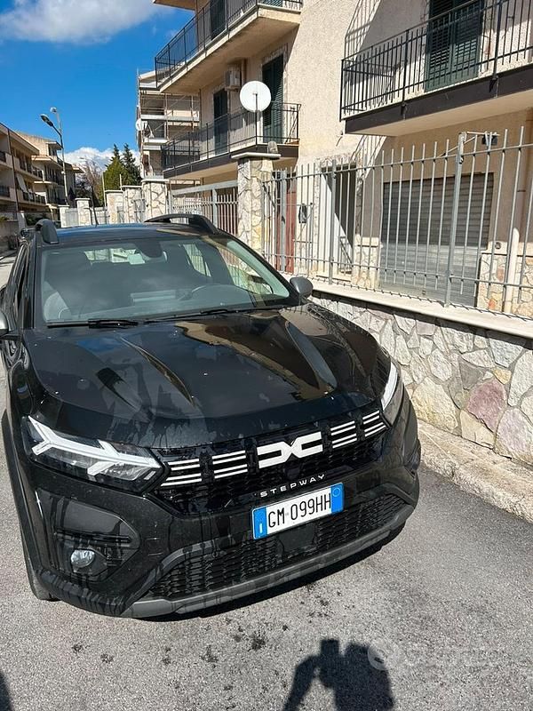 Usata Dacia Sandero 91 CV (66 kW) 2023 Nero Berlina