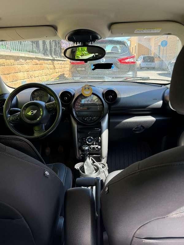 Usata Mini Cooper D Countryman Business 111 CV (81 kW) 2015 Grigio SUV