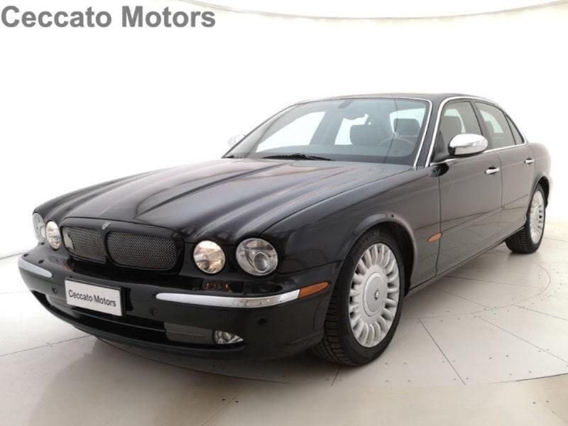 Nero Usata 2003 Jaguar XJ S Tre volumi | 18.900 € - Immagine 1/4