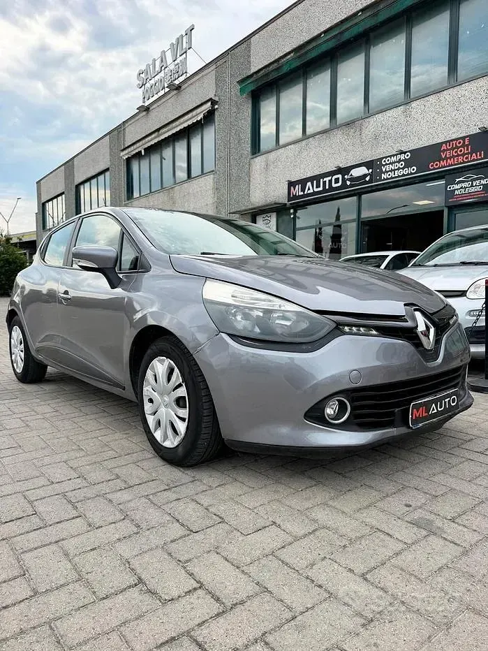 Usata Renault Clio IV 73 CV (53 kW) 2014 Grigio Berlina