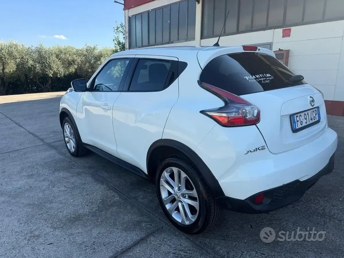 Usata Nissan Juke Visia 116 CV (85 kW) 2017 Bianco SUV