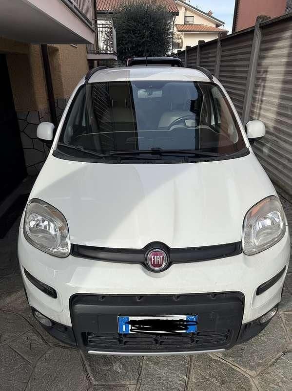 Usata Fiat Panda 4x4 95 CV (69 kW) 2015 Utilitaria