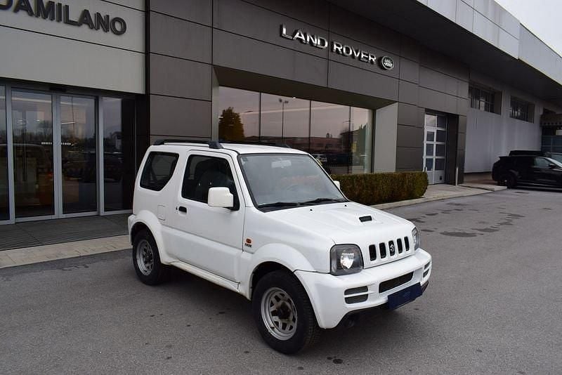 Usata Suzuki Jimny 86 CV (63 kW) 2010 Bianco SUV