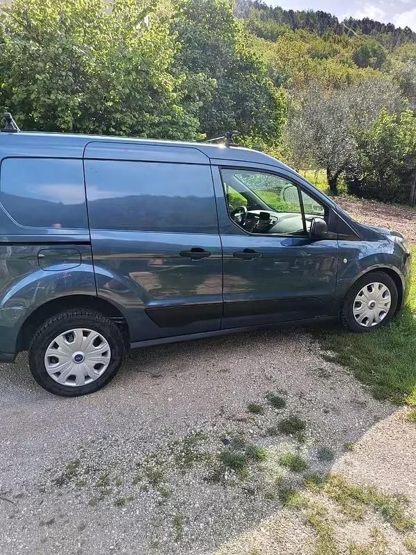 Begagnad Ford Transit Connect 2020 Minibuss