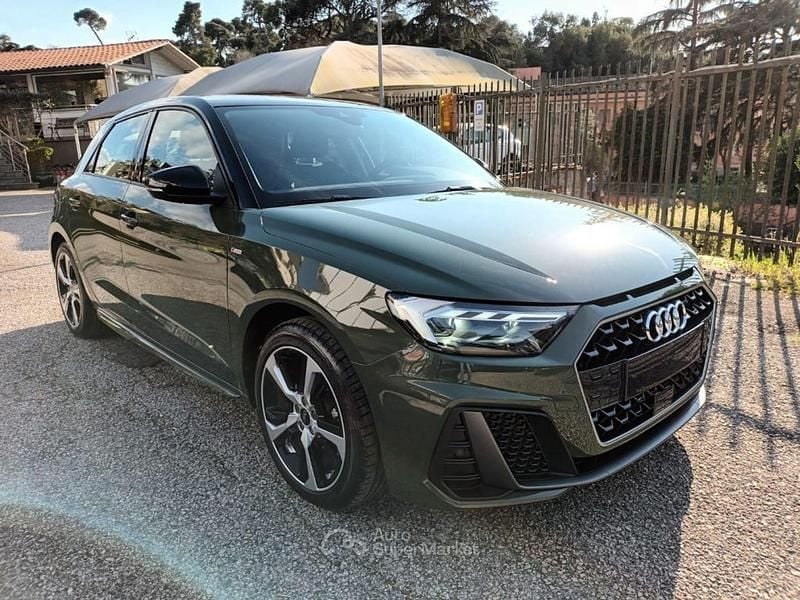 Nuova Audi A1 S-Line 116 CV (85 kW) 2026 Verde SUV