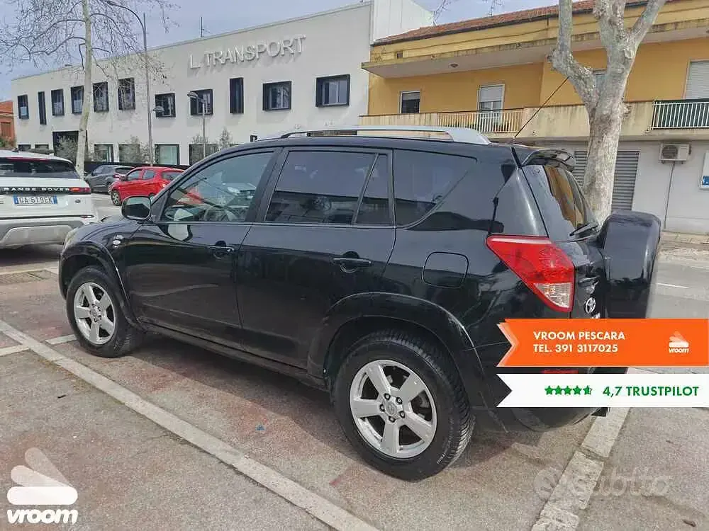 Usata Toyota RAV4 Luxury 177 CV (130 kW) 2006 SUV