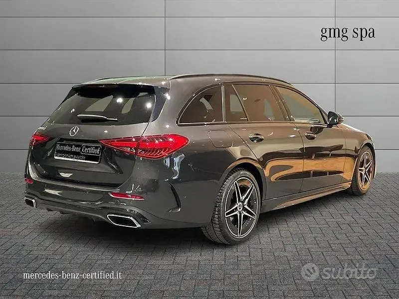 Usata Mercedes C220 AMG 197 CV (144 kW) 2023 Grigio Station wagon