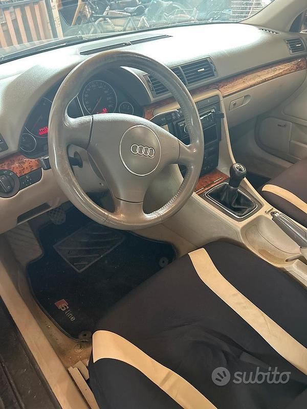 Usata Audi A4 130 CV (95 kW) 2003 Blu Station wagon