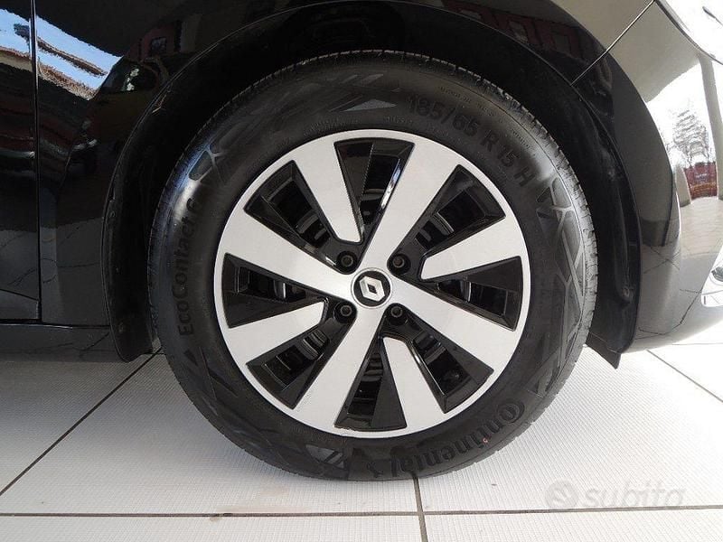 Usata Renault Clio V Equilibre 90 CV (66 kW) 2023 Nero Berlina