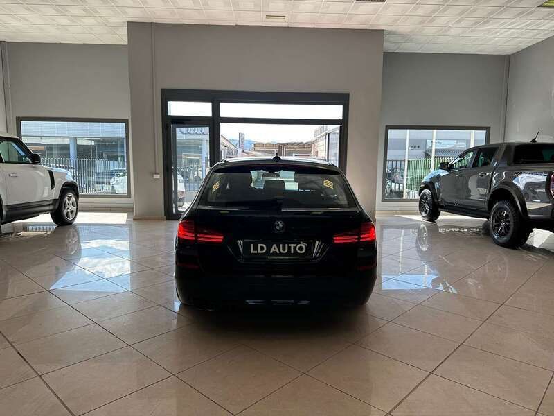 Usata BMW 520 190 CV (139 kW) 2016 Blu/azzurro Station wagon
