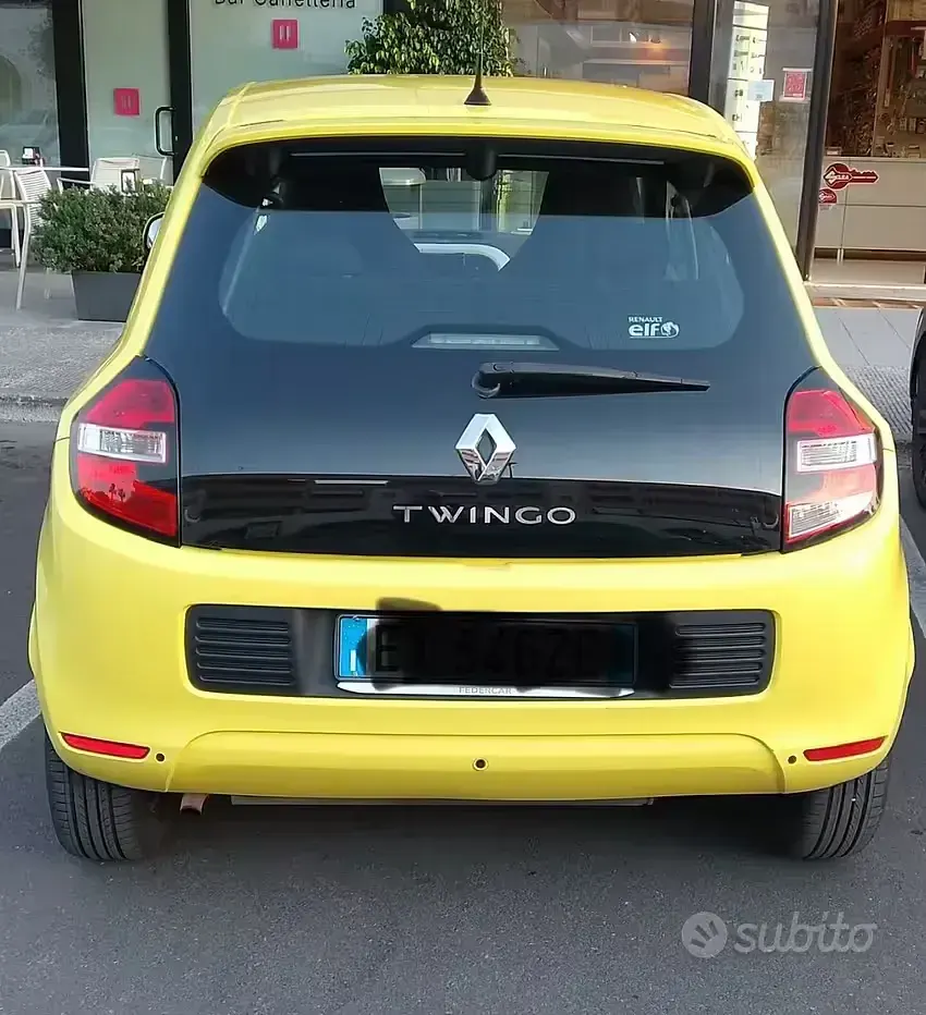 Usata Renault Twingo 69 CV (50 kW) 2015 Giallo Utilitaria