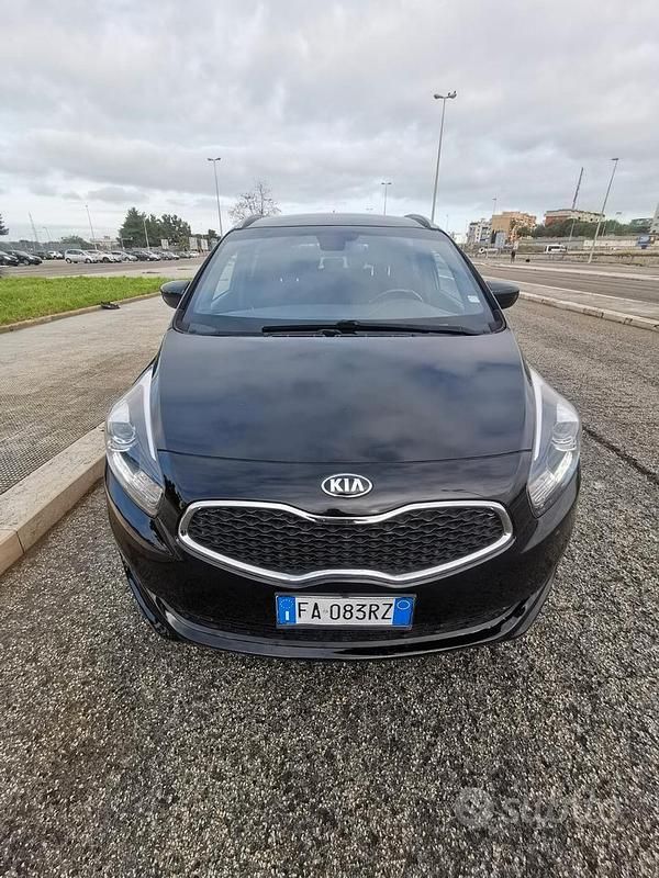 Usata Kia Carens 136 CV (100 kW) 2015 Nero Monovolume