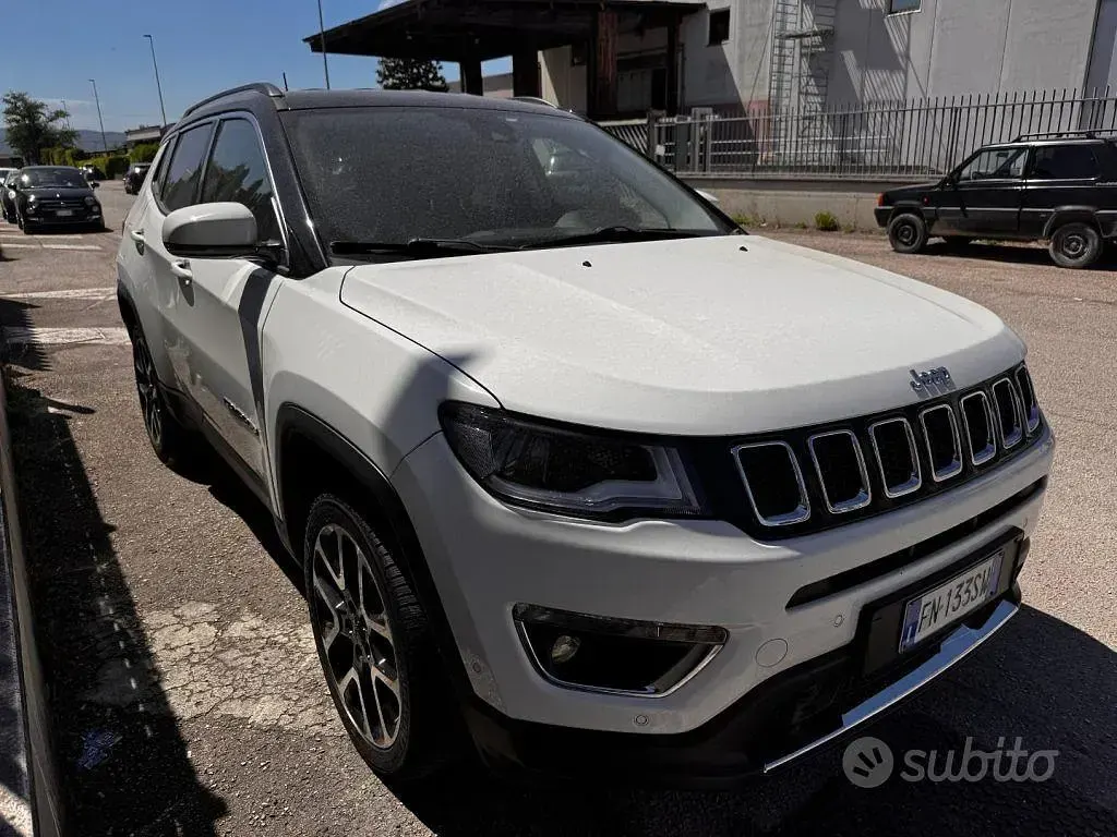 Usata Jeep Compass Limited 140 CV (102 kW) 2018 Bianco SUV