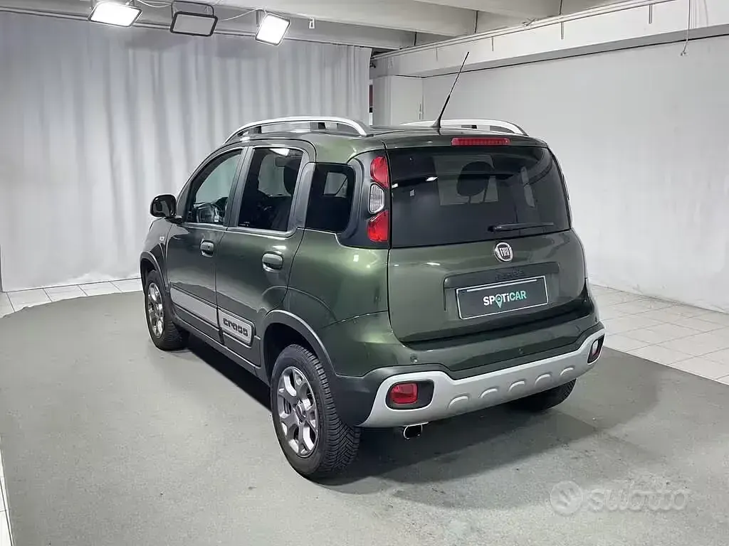 Usata Fiat Panda Cross Cross 86 CV (63 kW) 2019 Verde Utilitaria