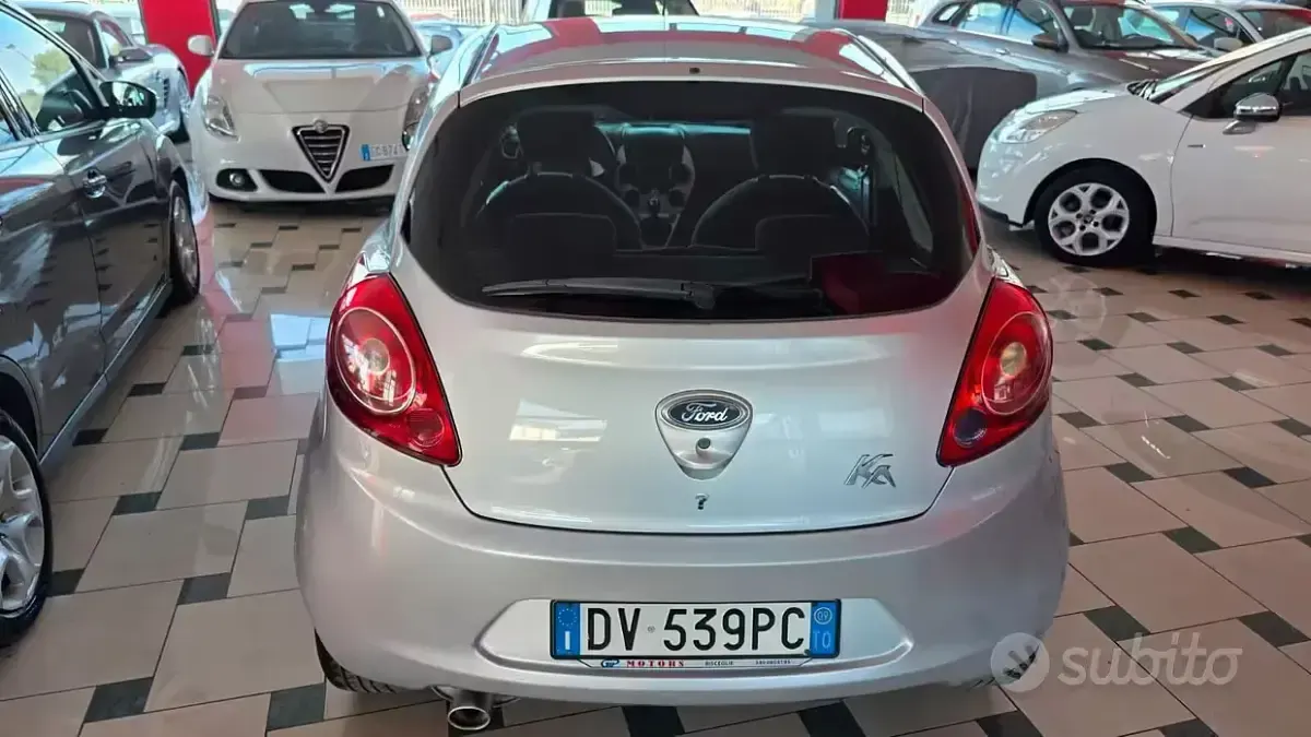 Usata Ford Ka Titanium 69 CV (50 kW) 2009 Grigio Utilitaria