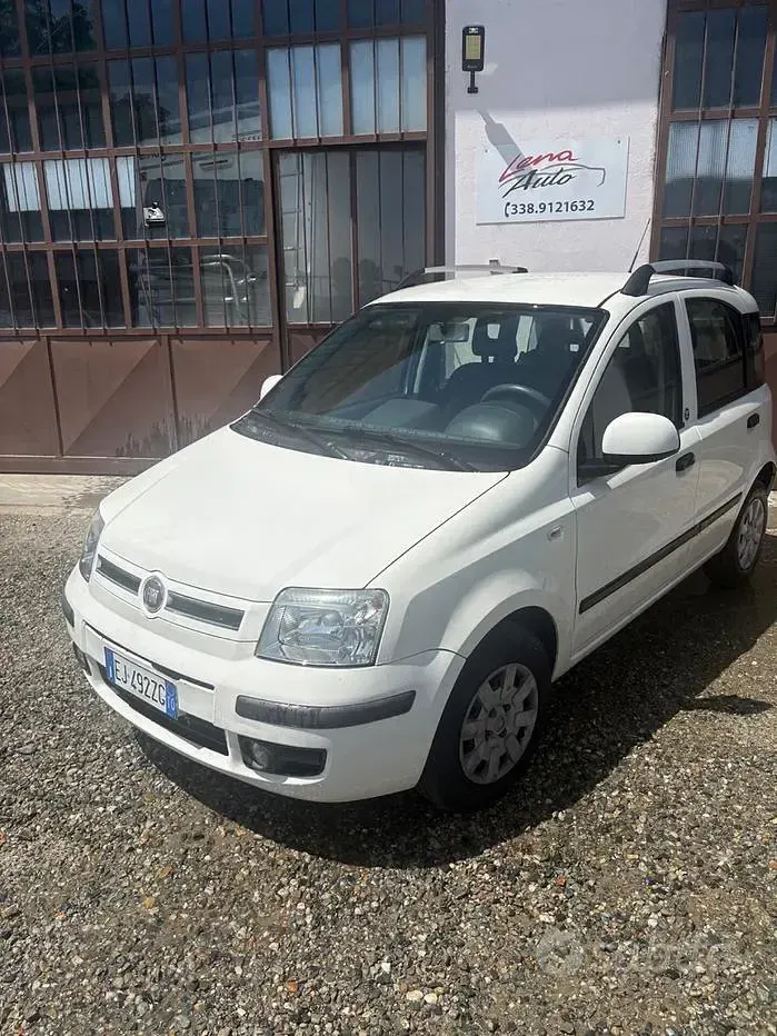 Usata Fiat Panda Emotion 75 CV (55 kW) 2011 Utilitaria