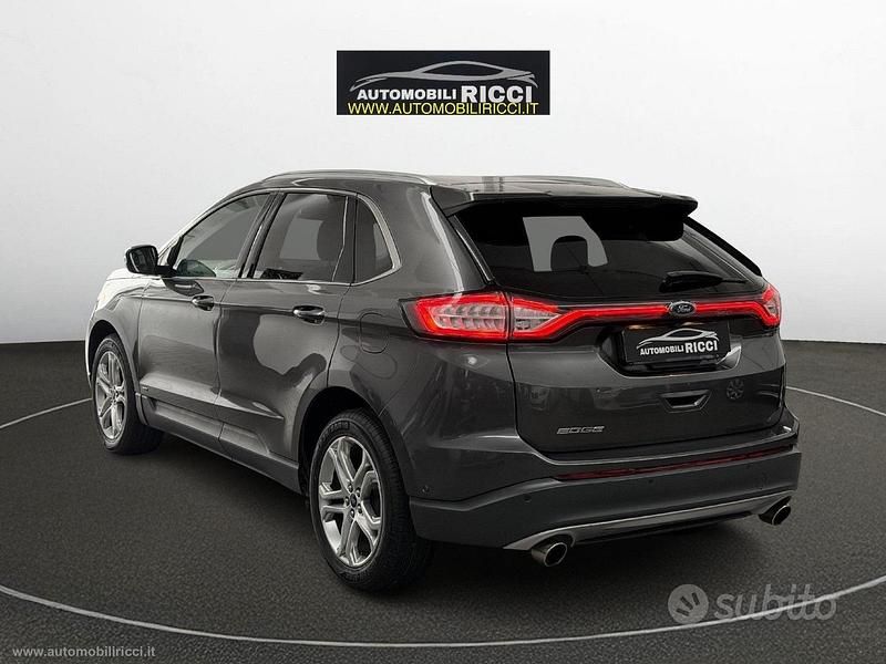 Usata Ford Edge Titanium 210 CV (154 kW) 2018 Grigio SUV