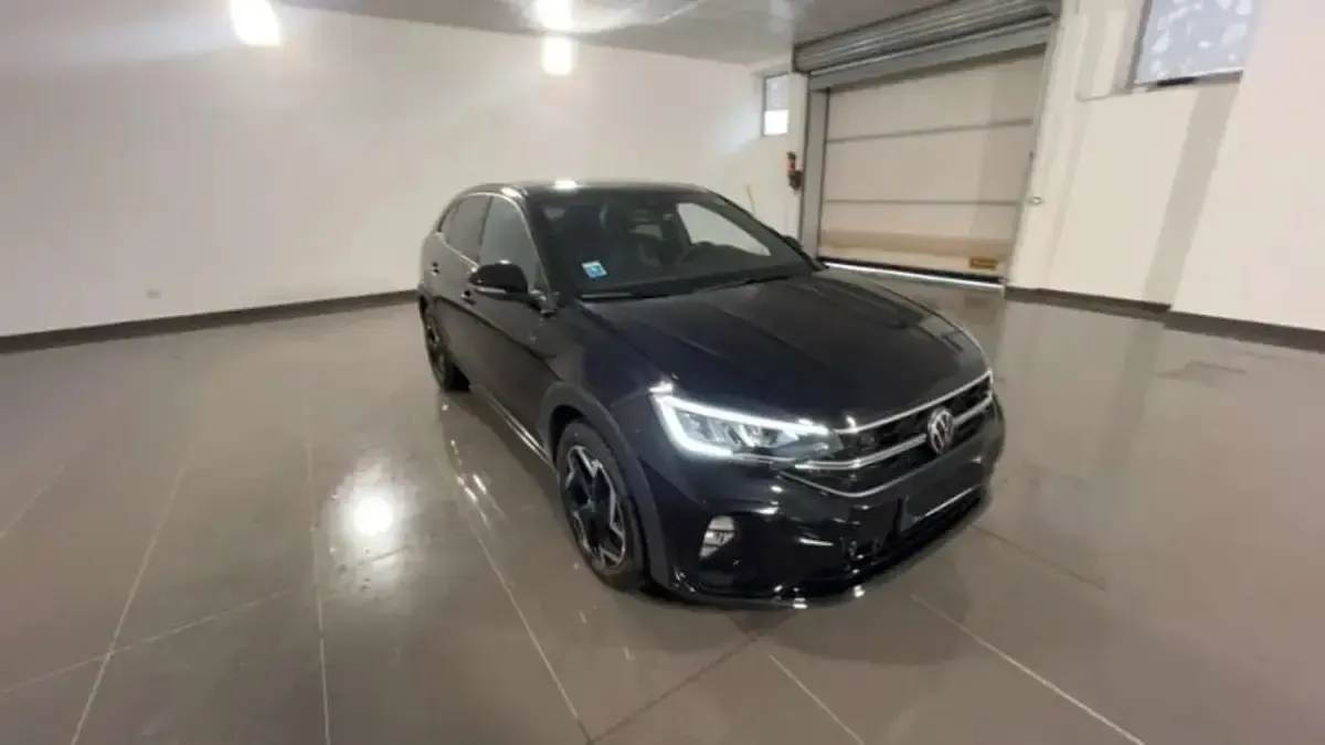 Usata VW Taigo R-line 116 CV (85 kW) 2025 Nero SUV