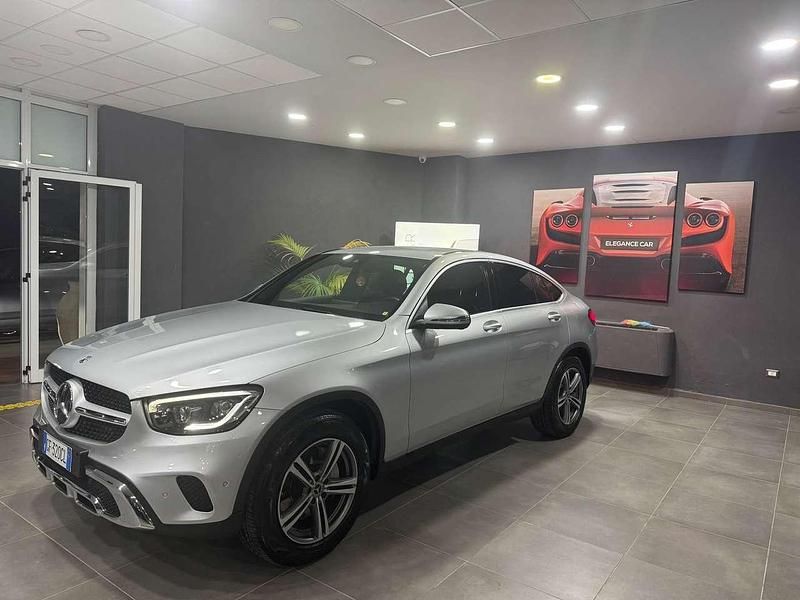 Usata Mercedes GLC220 Premium Plus 194 CV (142 kW) 2021 Argento SUV