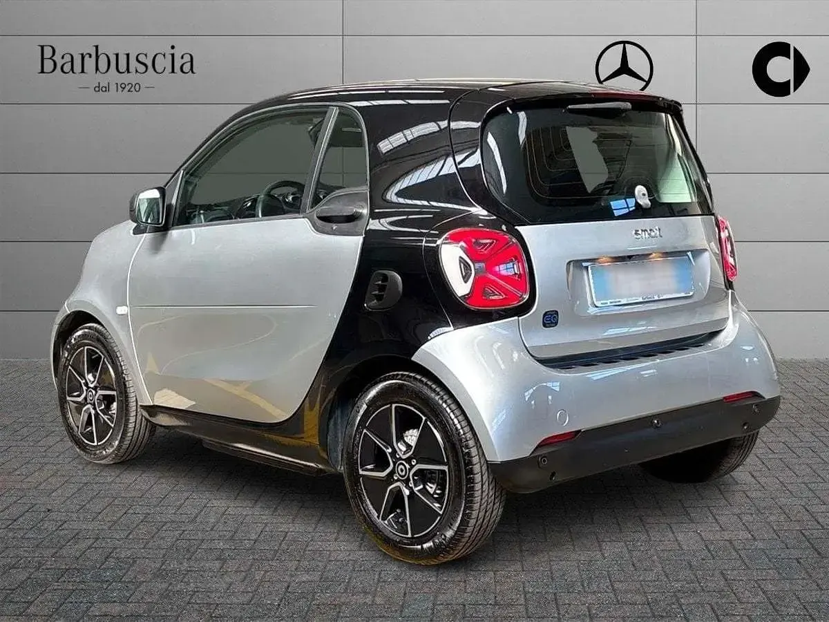 Occasion Smart ForTwo Electric Drive Passion 41 kW (56 ch) 2023 Argent Coupé