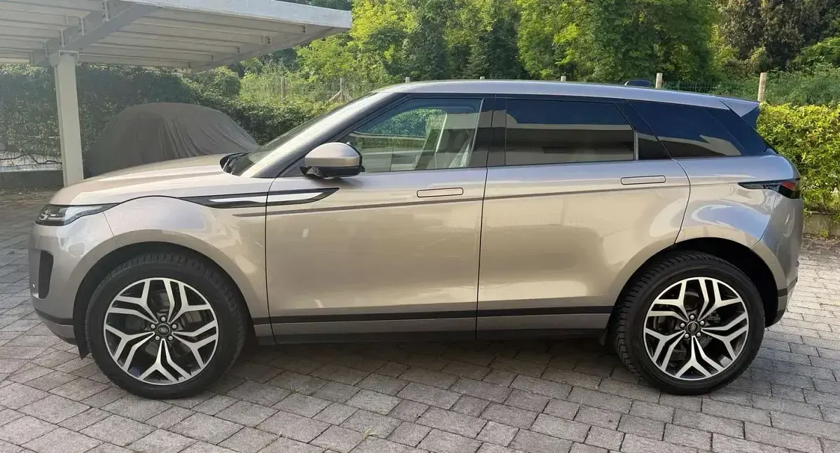 Usata Land Rover Range Rover evoque SE 163 CV (119 kW) 2022 Bronzo SUV