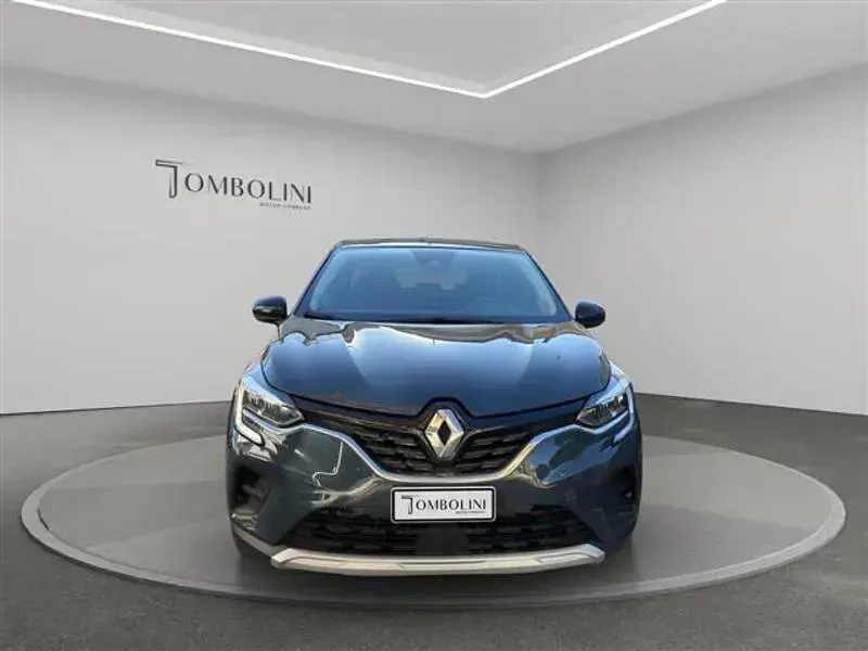 Usata Renault Captur Zen 100 CV (73 kW) 2022 Blu scuro SUV