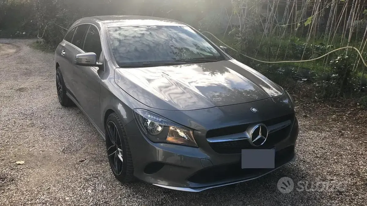 Usata Mercedes CLA180 109 CV (80 kW) 2016 Grigio Berlina