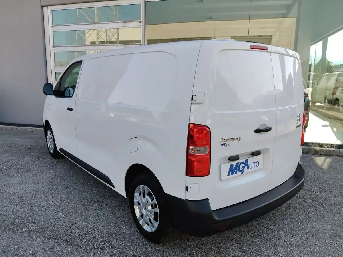 Usata Citroën Jumpy 120 CV (88 kW) 2021 Bianco Monovolume