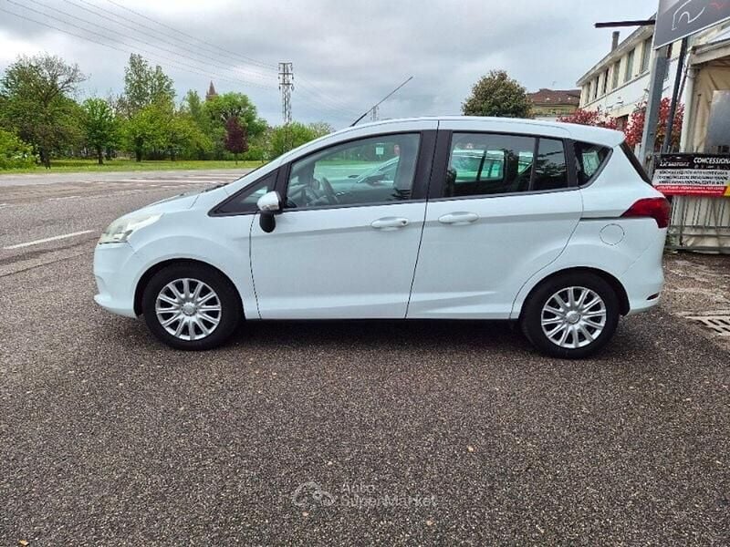 Usata Ford B-MAX 75 CV (55 kW) 2016 Bianco Monovolume