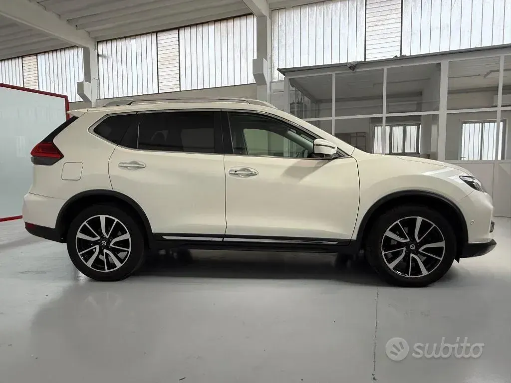 Usata Nissan X-Trail Tekna 131 CV (96 kW) 2017 Bianco SUV