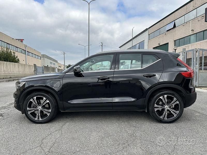 Occasion Volvo XC40 R-Design 180 ch (132 kW) 2020 Noir SUV