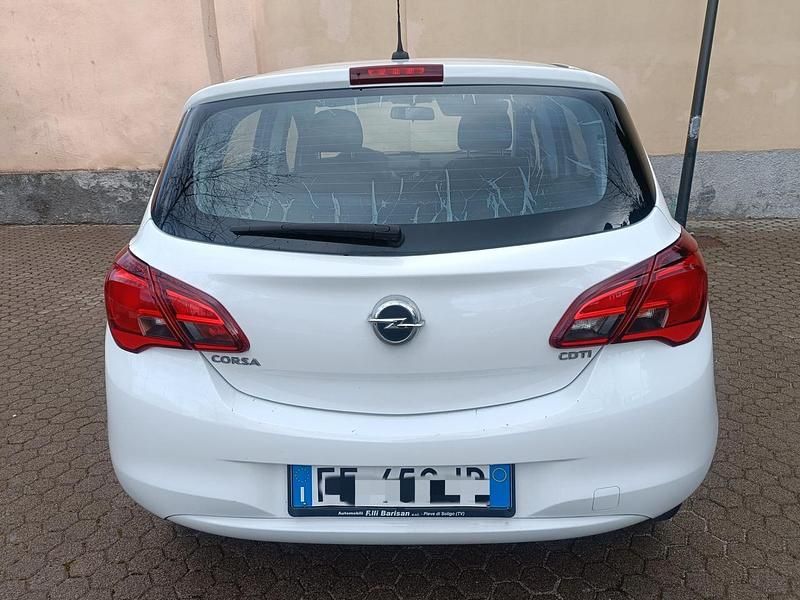 Usata Opel Corsa 75 CV (55 kW) 2016 Bianco Utilitaria
