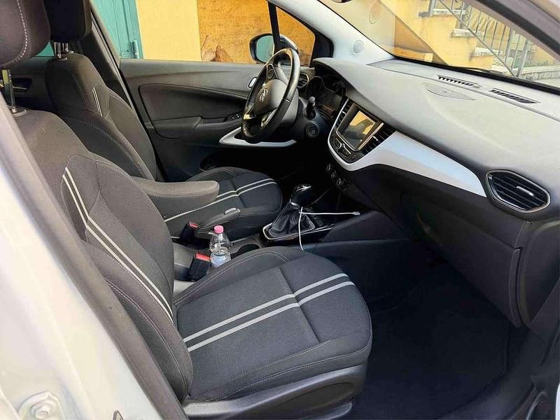 Gebraucht Opel Crossland X Design Edition 83 PS (61 kW) 2022 Weiß SUV