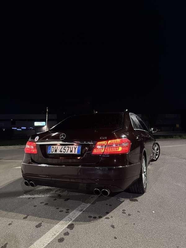 Usata Mercedes E350 Avantgarde 292 CV (214 kW) 2009 Berlina