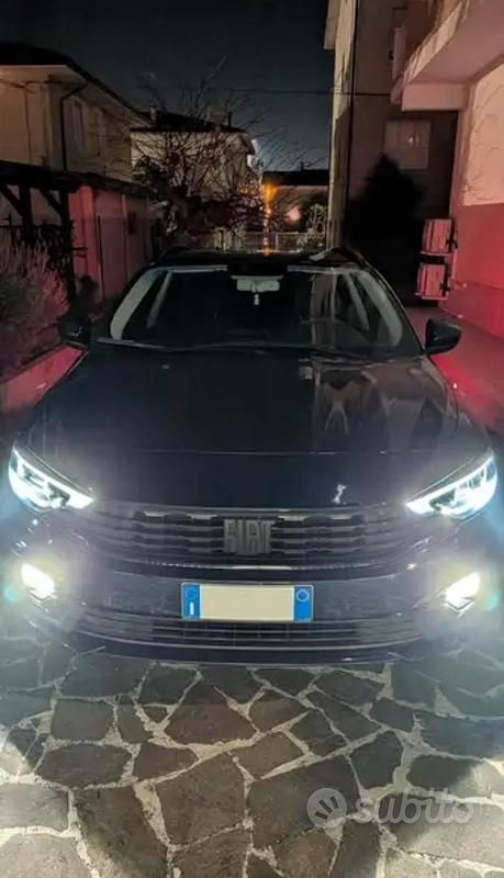 Usata Fiat Tipo Sport 131 CV (96 kW) 2021 Blu Station wagon