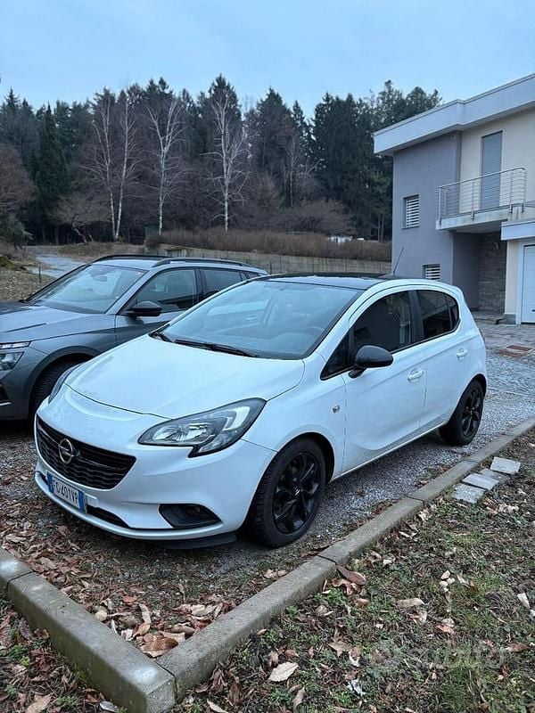 Bianco Usata 2016 Opel Corsa S Tre volumi | 3900 € (Super prezzo) - Immagine 1/3