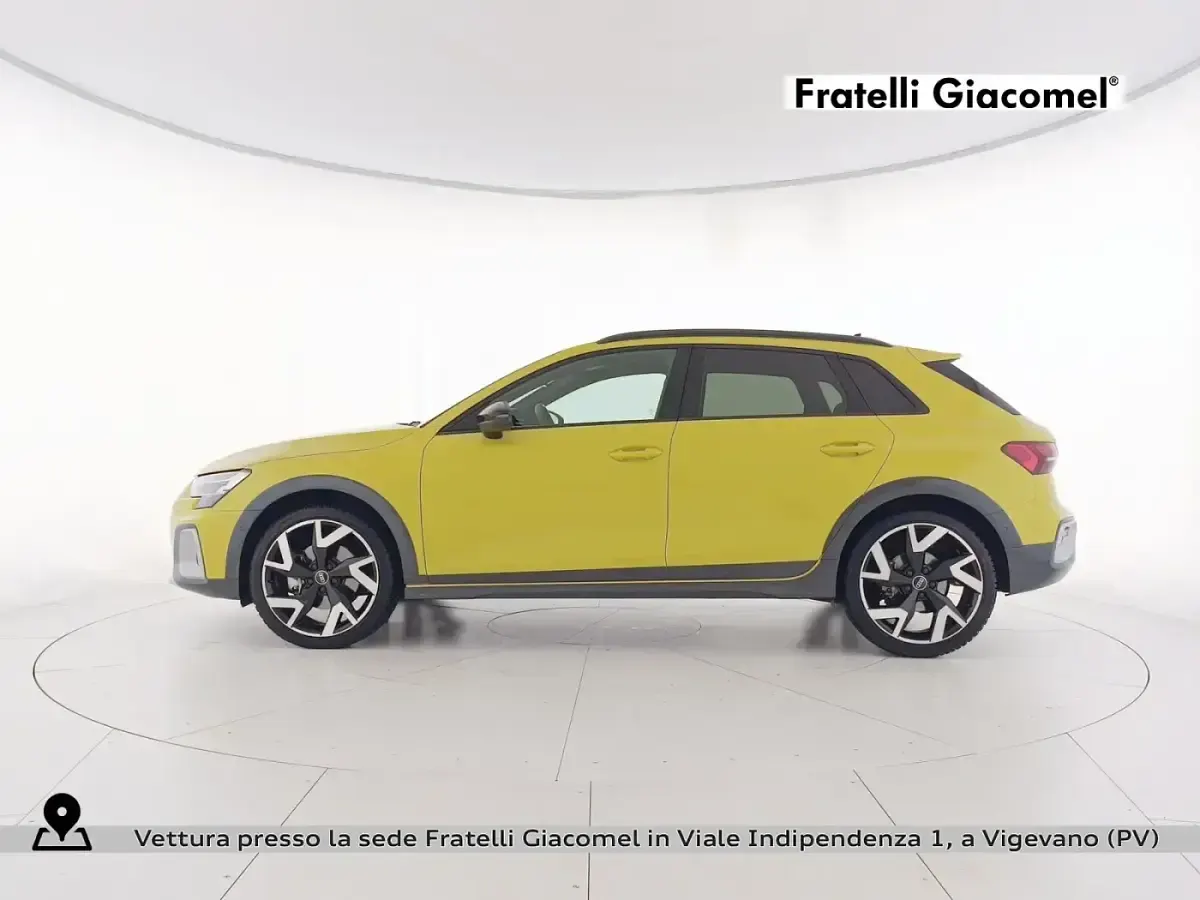 Usata Audi A3 Comfort 150 CV (110 kW) 2024 Giallo pitone metallizzato Berlina