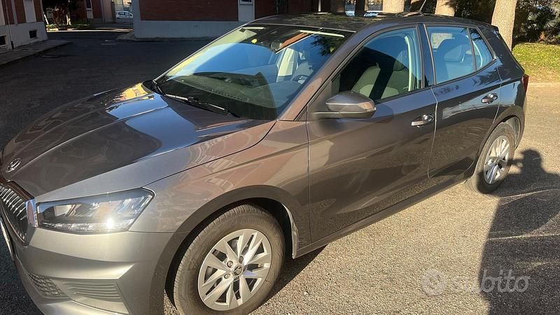 Usata Skoda Fabia Ambition 65 CV (47 kW) 2022 Grigio Berlina