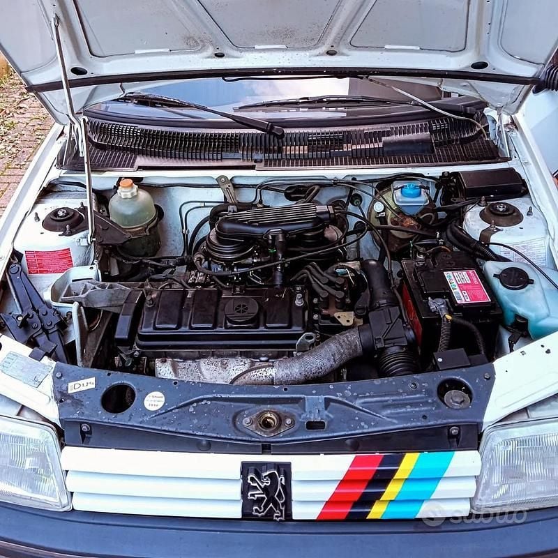 Usata Peugeot 205 60 CV (44 kW) 1992 Bianco Berlina