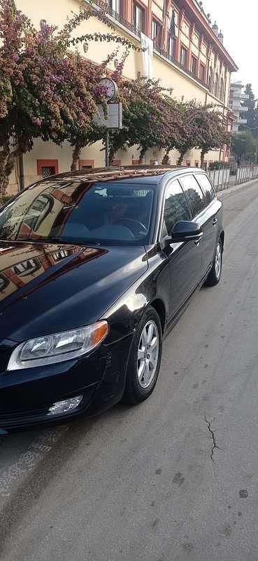 Usata Volvo V70 Summum 114 CV (83 kW) 2014 Station wagon