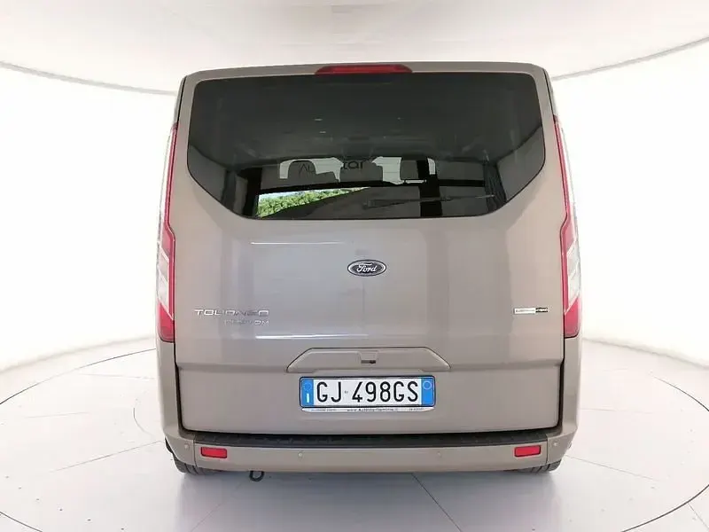 Usata Ford Tourneo Titanium 131 CV (96 kW) 2022 Other Furgone